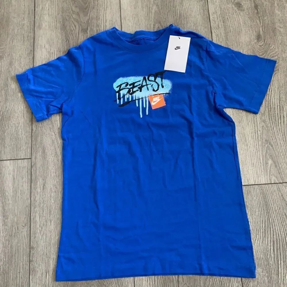 Nike boys size L Beast graphic t shirt perfect for any athlete to wear